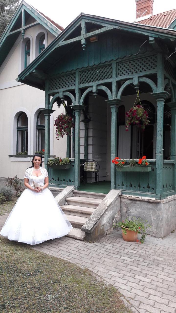 Szalay Villa Веспрем Екстер'єр фото